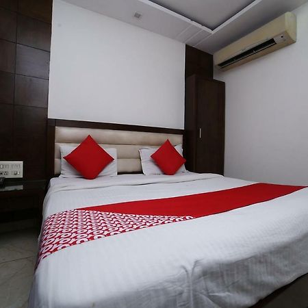 Oyo 11150 Hotel Jmd Rooms Νέο Δελχί Εξωτερικό φωτογραφία