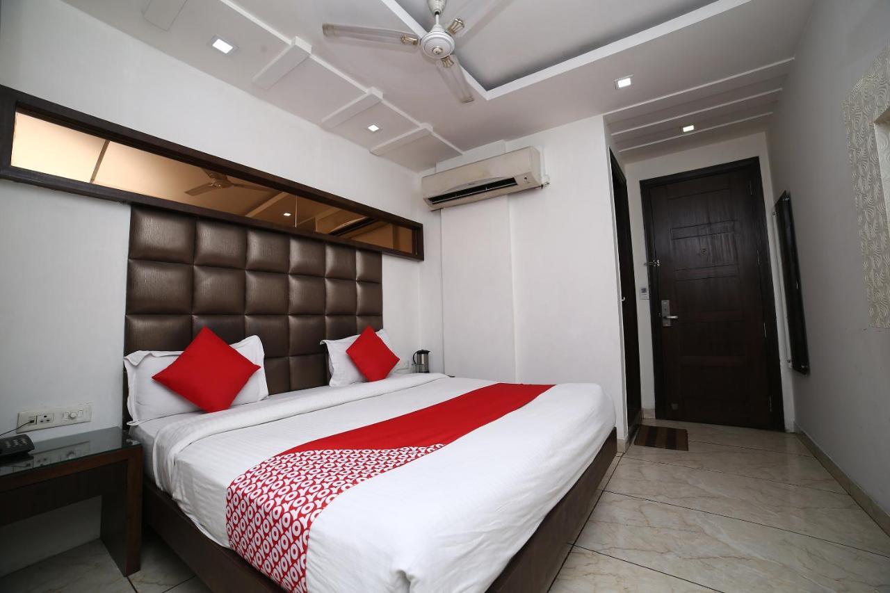 Oyo 11150 Hotel Jmd Rooms Νέο Δελχί Εξωτερικό φωτογραφία