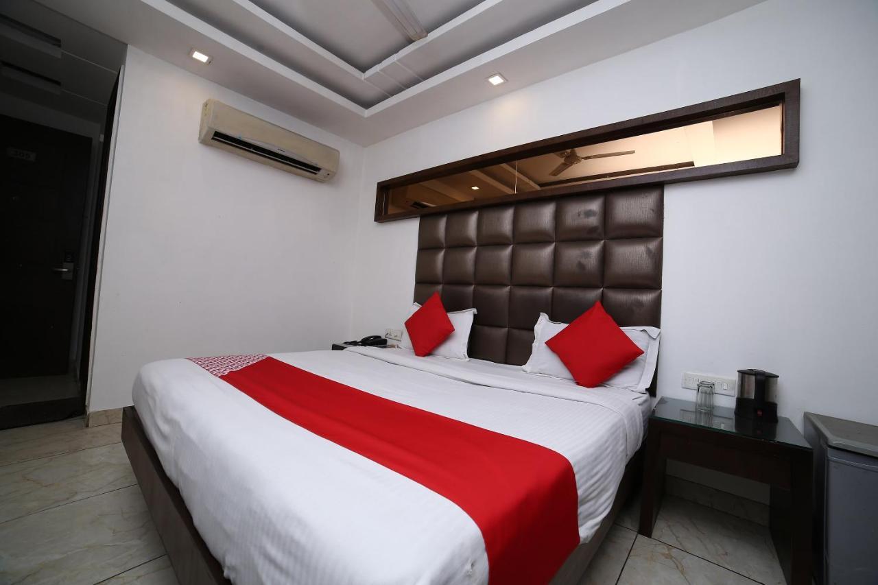 Oyo 11150 Hotel Jmd Rooms Νέο Δελχί Εξωτερικό φωτογραφία