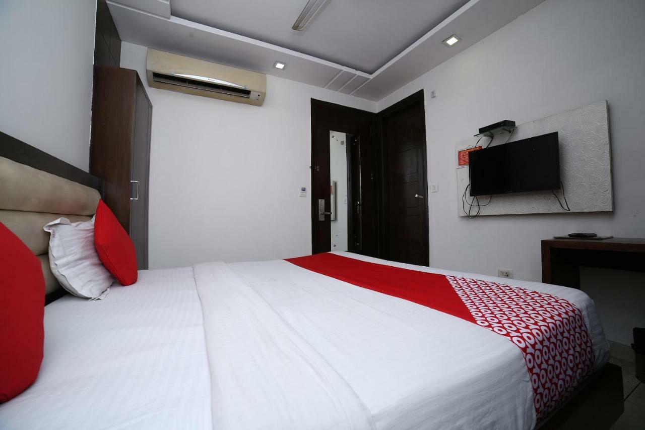 Oyo 11150 Hotel Jmd Rooms Νέο Δελχί Εξωτερικό φωτογραφία