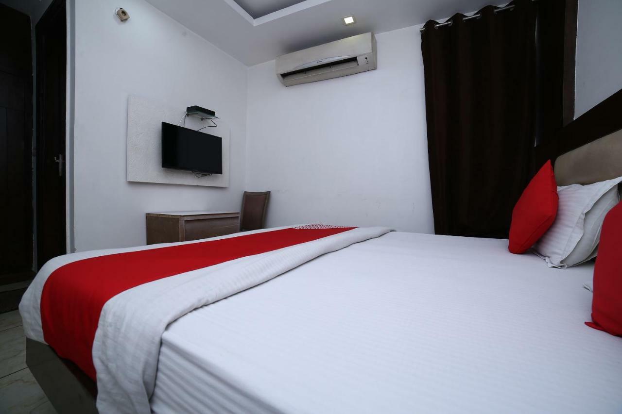 Oyo 11150 Hotel Jmd Rooms Νέο Δελχί Εξωτερικό φωτογραφία